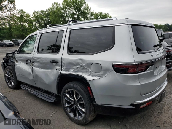 2024 Jeep Wagoneer Series II Carbide with VIN 1C4SJVBP8RS151165, listed as a Copart auction lot 61216845 with 5,315 mi miles and Salvage title. Bid and sale history available at DreamBid. Image 2.