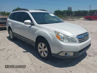 2012 Subaru Outback 2.5i с VIN 4S4BRCAC8C3263070, выставлен на аукционе IAAI как лот 42299243 с пробегом 134 902 миль миль и . История ставок и продаж доступна на DreamBid. Изображение 1.
