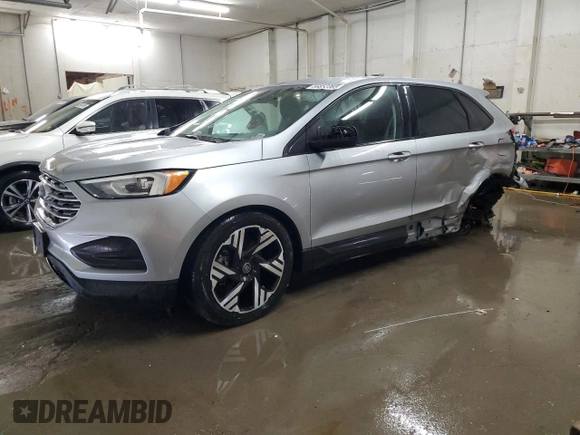 2020 Ford Edge SE z VIN 2FMPK4G9XLBA07766, wystawiony jako Copart lot #56852365 z przebiegiem 151 664 mil mil oraz Szkoda całkowita • Salvage title. Historia ofert i sprzedaży dostępna na DreamBid. Obrazek 1.