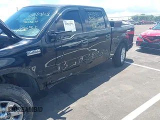 2004 Ford F-150 XLT z VIN 1FTPW14514KA67581, wystawiony jako IAAI lot #42634951 z przebiegiem 191 175 mil mil oraz . Historia ofert i sprzedaży dostępna na DreamBid. Obrazek 6.
