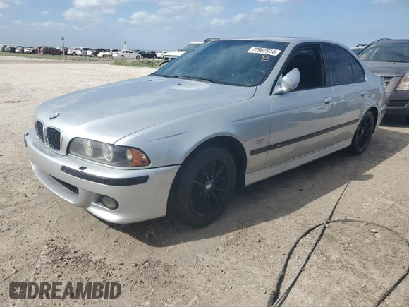 2003 BMW M5 z VIN WBSDE93433CF93518, wystawiony jako Copart lot #77962914 z przebiegiem Nie podano mil oraz Nie do naprawy. Historia ofert i sprzedaży dostępna na DreamBid. Obrazek 1.