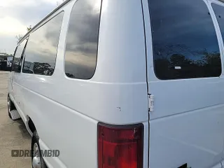 2013 Ford Econoline Passenger XL z VIN 1FBSS3BL5DDA49371, wystawiony jako IAAI lot #42520998 z przebiegiem 62 763 mil mil oraz . Historia ofert i sprzedaży dostępna na DreamBid. Obrazek 31.