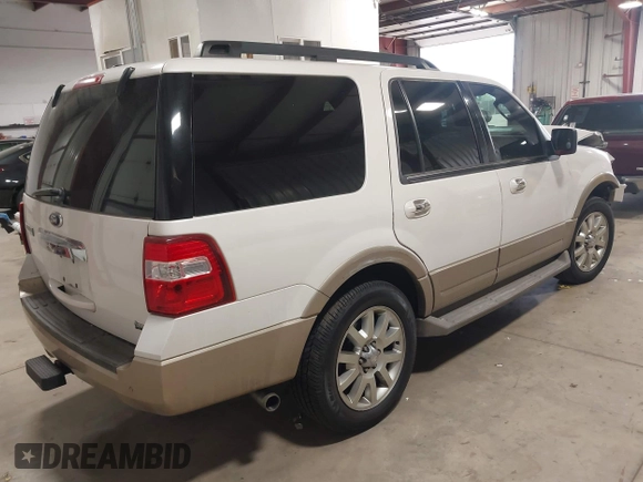 2011 Ford Expedition XLT with VIN 1FMJU1H58BEF02156, listed as a IAAI auction lot 42039020 with 165,042 mi miles and . Bid and sale history available at DreamBid. Image 4.