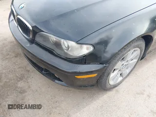2006 BMW 3 Series 325Ci with VIN WBABW33466PX86228, listed as a IAAI auction lot 41612664 with 116,520 mi miles. Bid and sale history available at carsss.com. Image 6.