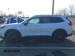 2025 Honda CR-V Sport Touring with VIN 5J6RS6H92SL014677, listed as a IAAI auction lot 41500211 with 4,853 mi miles and . Bid and sale history available at carsss.com. Image 14.