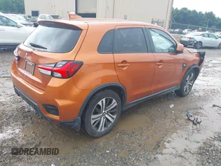 2020 Mitsubishi Outlander ES z VIN JA4AP3AU9LU028969, wystawiony jako IAAI lot #42503716 z przebiegiem 67 234 mil mil oraz . Historia ofert i sprzedaży dostępna na DreamBid. Obrazek 4.