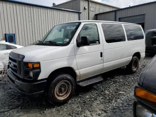 2013 Ford Econoline Passenger XL with VIN 1FBNE3BL2DDA63314, listed as a Copart auction lot 65573664 with 124,344 mi miles and Clean Title. Bid and sale history available at DreamBid. Image 1.