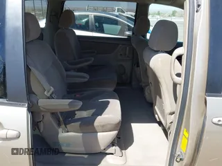2004 Toyota Sienna CE with VIN 5TDZA23C84S125532, listed as a IAAI auction lot 42021942 with 227,141 mi miles. Bid and sale history available at carsss.com. Image 8.