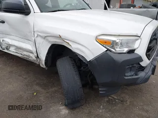 2017 Toyota Tacoma SR z VIN 5TFRX5GN5HX078049, wystawiony jako IAAI lot #42063533 z przebiegiem 256 585 mil mil oraz . Historia ofert i sprzedaży dostępna na DreamBid. Obrazek 6.