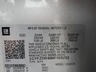 2021 Cadillac XT4 AWD Premium Luxury with VIN 1GYFZDR46MF069253, listed as a Copart auction lot 43747435 with 27,518 mi miles and Salvage Title. Bid and sale history available at carsss.com. Image 13.