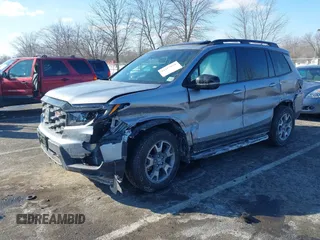 2022 Honda Passport TrailSport with VIN 5FNYF8H61NB000381, listed as a IAAI auction lot 41417954 with 32,753 mi miles and . Bid and sale history available at DreamBid. Image 2.