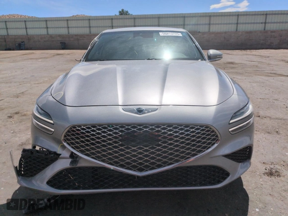 2022 Genesis G70 2.0T z VIN KMTG34TA2NU095874, wystawiony jako Copart lot #56803375 z przebiegiem 61 492 mil mil oraz Szkoda całkowita • Salvage title. Historia ofert i sprzedaży dostępna na DreamBid. Obrazek 5.