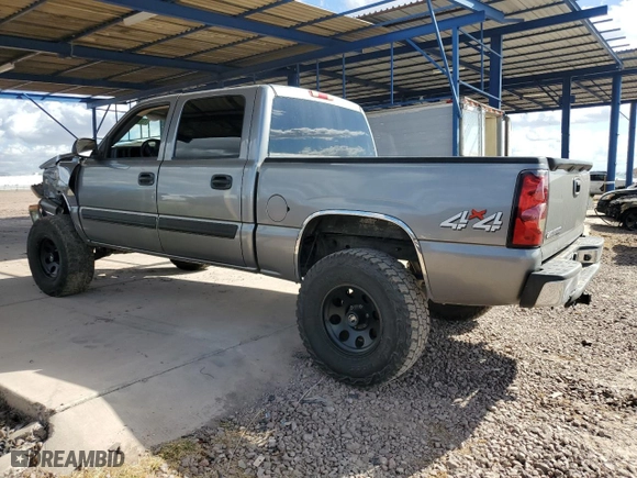 2007 Chevrolet Silverado 1500 Classic LS with VIN 2GCEK13V471112005, listed as a Copart auction lot 71634824 with 136,134 mi miles and Salvage Title. Bid and sale history available at carsss.com. Image 2.