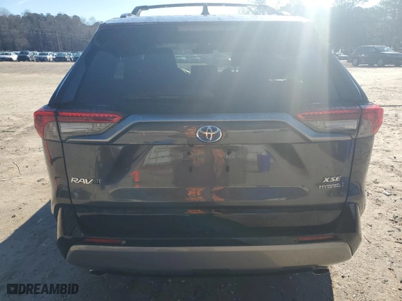 2024 Toyota RAV4 Hybrid XSE with VIN 2T3E6RFV9RW050092, listed as a Copart auction lot 47068975 with 73,474 mi miles and Salvage Title. Bid and sale history available at carsss.com. Image 6.
