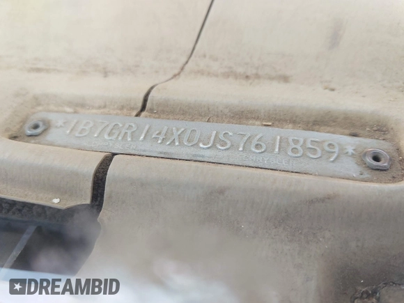 1988 Dodge Dakota with VIN 1B7GR14X0JS761859, listed as a IAAI auction lot 42012991 with 195,614 mi miles and . Bid and sale history available at DreamBid. Image 9.