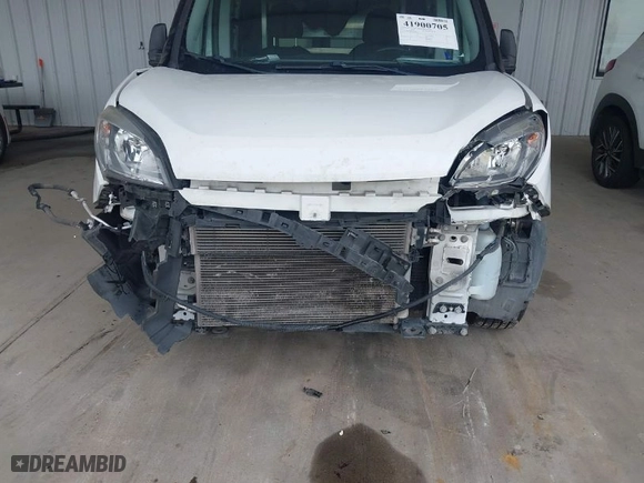 2019 Ram ProMaster City Cargo Van Tradesman SLT with VIN ZFBHRFBB9K6M01964, listed as a IAAI auction lot 41900705 with 97,990 mi miles. Bid and sale history available at carsss.com. Image 6.