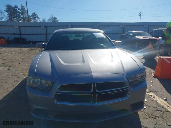 2014 Dodge Charger SE with VIN 2C3CDXBG8EH192960, listed as a IAAI auction lot 41231127 with 184,647 mi miles. Bid and sale history available at carsss.com. Image 12.