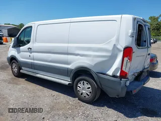 2018 Ford Transit z VIN 1FTYR1YM3JKB16286, wystawiony jako IAAI lot #42038526 z przebiegiem 135 734 mil mil oraz . Historia ofert i sprzedaży dostępna na DreamBid. Obrazek 3.
