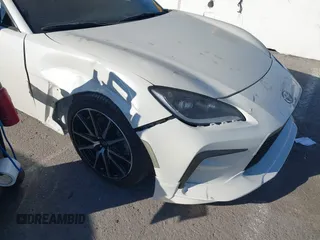 2022 Toyota GR86 with VIN JF1ZNBB13N9755100, listed as a IAAI auction lot 41263586 with 24,974 mi miles. Bid and sale history available at carsss.com. Image 17.