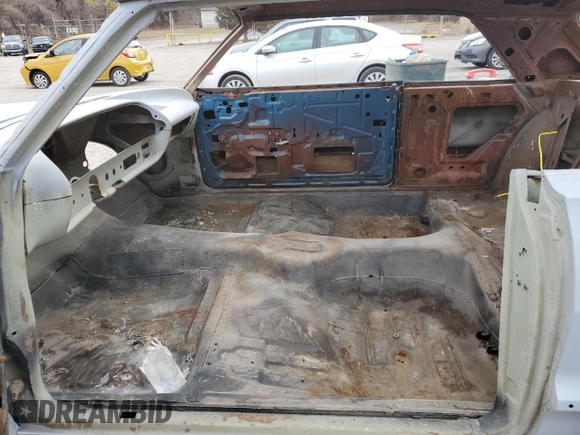 1963 Chevrolet Impala z VIN 31847B122571, wystawiony jako Copart lot #45565345 z przebiegiem Nie podano mil oraz Czysty tytuł • Clean title. Historia ofert i sprzedaży dostępna na DreamBid. Obrazek 7.