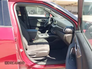 2019 Chevrolet Blazer z VIN 3GNKBCRS6KS643531, wystawiony jako IAAI lot #42308910 z przebiegiem 54 053 mil mil oraz . Historia ofert i sprzedaży dostępna na DreamBid. Obrazek 5.