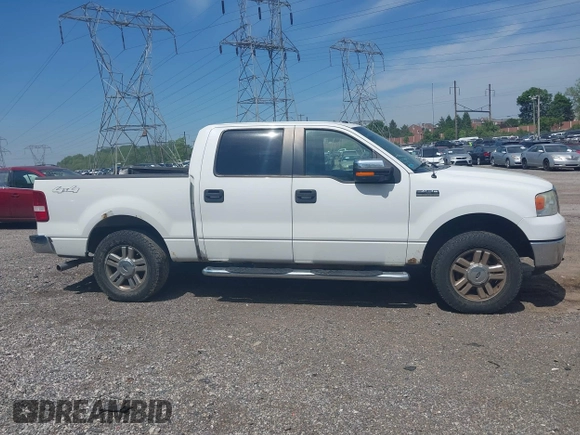 2008 Ford F-150 XLT z VIN 1FTPW14508FA78103, wystawiony jako IAAI lot #42240579 z przebiegiem 159 336 mil mil oraz . Historia ofert i sprzedaży dostępna na DreamBid. Obrazek 14.