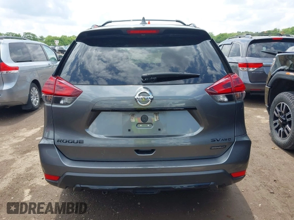 2018 Nissan Rogue SV z VIN 5N1AT2MV3JC720403, wystawiony jako IAAI lot #42287651 z przebiegiem 94 156 mil mil oraz . Historia ofert i sprzedaży dostępna na DreamBid. Obrazek 16.