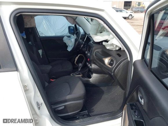 2017 Jeep Renegade Altitude with VIN ZACCJABB7HPE60518, listed as a IAAI auction lot 41787992 with 93,722 mi miles. Bid and sale history available at carsss.com. Image 5.