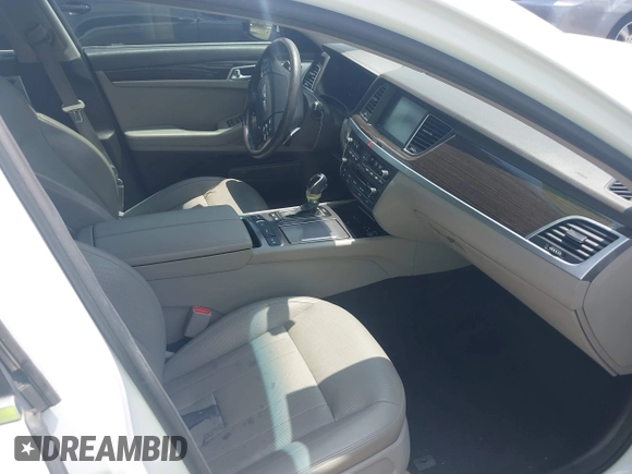 2017 Genesis G80 3.8L с VIN KMHGN4JE4HU184540, выставлен на аукционе IAAI как лот 42435615 с пробегом 98 406 миль миль и . История ставок и продаж доступна на DreamBid. Изображение 5.