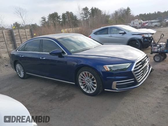 2019 Audi A8 L with VIN WAU8DAF82KN019534, listed as a IAAI auction lot 41254684 with 80,041 mi miles. Bid and sale history available at carsss.com. Image 13.