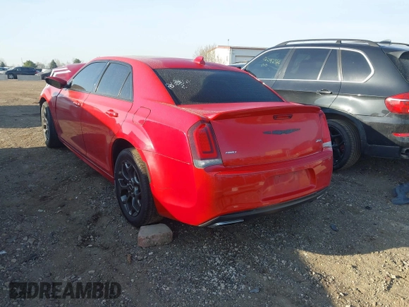 2017 Chrysler 300 S z VIN 2C3CCAGG8HH604064, wystawiony jako IAAI lot #42084697 z przebiegiem 101 699 mil mil oraz . Historia ofert i sprzedaży dostępna na DreamBid. Obrazek 3.