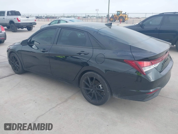 2022 Hyundai Elantra SE with VIN 5NPLL4AG4NH053284, listed as a IAAI auction lot 41964944 with 35,452 mi miles and . Bid and sale history available at DreamBid. Image 3.