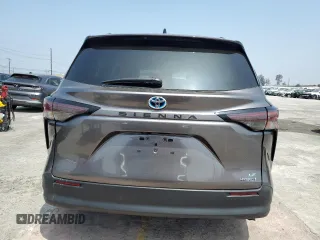 2023 Toyota Sienna LE z VIN 5TDKRKEC8PS156095, wystawiony jako Copart lot #60331685 z przebiegiem 52 968 mil mil oraz Szkoda całkowita • Salvage title. Historia ofert i sprzedaży dostępna na DreamBid. Obrazek 6.