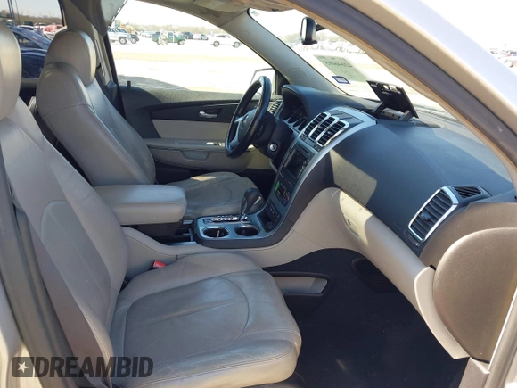 2007 GMC Acadia SLT with VIN 1GKEV33727J150802, listed as a IAAI auction lot 41646005 with 220,972 mi miles. Bid and sale history available at carsss.com. Image 5.