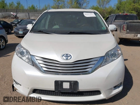 2014 Toyota Sienna Limited with VIN 5TDDK3DC2ES089477, listed as a IAAI auction lot 42217213 with 182,616 mi miles and . Bid and sale history available at DreamBid. Image 12.