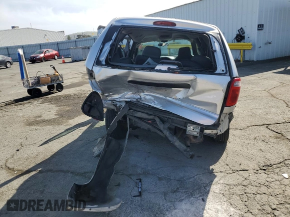 2005 Dodge Caravan SE z VIN 1D4GP24R85B110758, wystawiony jako Copart lot #54221555 z przebiegiem 53 510 mil mil oraz Szkoda całkowita • Salvage title. Historia ofert i sprzedaży dostępna na DreamBid. Obrazek 6.