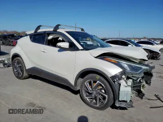 2020 Toyota C-HR LE with VIN JTNKHMBX8L1091676, listed as a Copart auction lot 48601545 with 0 mi miles and Salvage Title. Bid and sale history available at carsss.com. Image 4.