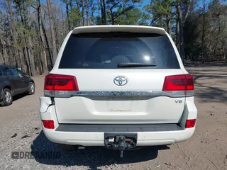 2019 Toyota Land Cruiser z VIN JTMCY7AJ3K4082162, wystawiony jako IAAI lot #41893581 z przebiegiem 69 873 mil mil oraz . Historia ofert i sprzedaży dostępna na DreamBid. Obrazek 16.