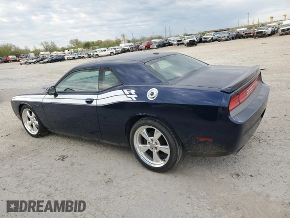 2013 Dodge Challenger R/T z VIN 2C3CDYBT9DH585965, wystawiony jako Copart lot #52995875 z przebiegiem 131 456 mil mil oraz Szkoda całkowita • Salvage title. Historia ofert i sprzedaży dostępna na DreamBid. Obrazek 2.