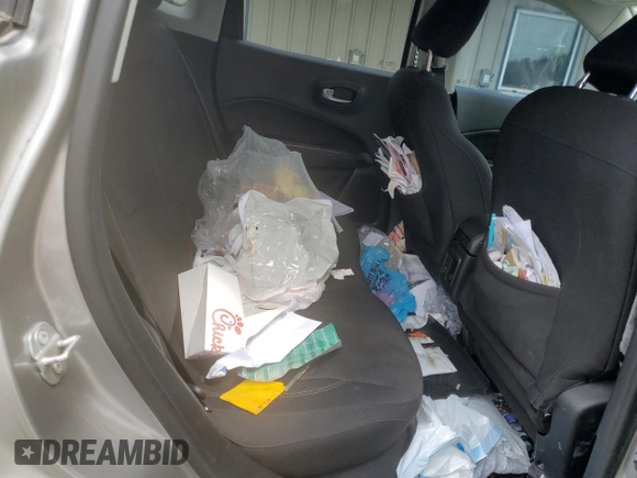 2018 Jeep Compass Sport с VIN 3C4NJCAB3JT226722, выставлен на аукционе Copart как лот 59609515 с пробегом 115 494 миль миль и Списание • Salvage title. История ставок и продаж доступна на DreamBid. Изображение 10.