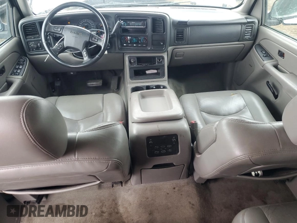 2004 GMC Yukon XL SLE with VIN 3GKEC16T84G301271, listed as a Copart auction lot 50835055 with 125,278 mi miles and Salvage Title. Bid and sale history available at carsss.com. Image 8.