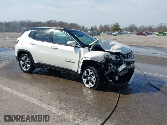 2020 Jeep Compass Limited with VIN 3C4NJDCB8LT101334, listed as a IAAI auction lot 41781815 with 44,144 mi miles. Bid and sale history available at carsss.com. Image 1.