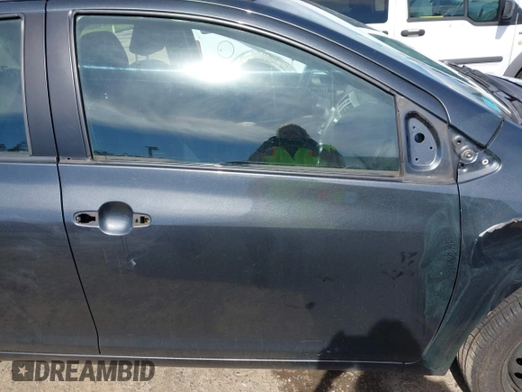 2007 Toyota Yaris with VIN JTDBT923X71084554, listed as a IAAI auction lot 41900919 with 262,259 mi miles and . Bid and sale history available at DreamBid. Image 14.