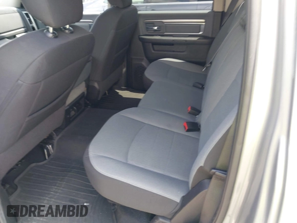 2023 Ram 1500 SLT z VIN 1C6RR7LG0PS517769, wystawiony jako IAAI lot #42451307 z przebiegiem 49 931 mil mil oraz . Historia ofert i sprzedaży dostępna na DreamBid. Obrazek 8.