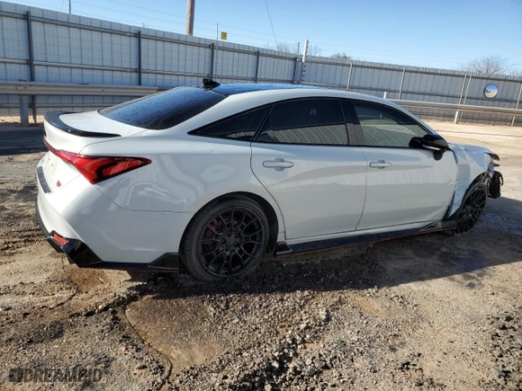 2021 Toyota Avalon TRD with VIN 4T1FZ1FB8MU060777, listed as a Copart auction lot 43316845 with 62,164 mi miles and Clean Title. Bid and sale history available at carsss.com. Image 3.