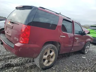 2007 GMC Yukon SLT with VIN 1GKFK13097R236775, listed as a Copart auction lot 46860725 with Not Provided miles and Salvage Title. Bid and sale history available at carsss.com. Image 3.