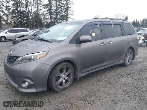 2017 Toyota Sienna SE with VIN 5TDXZ3DC0HS800493, listed as a IAAI auction lot 41946609 with Not Provided miles and . Bid and sale history available at DreamBid. Image 17.