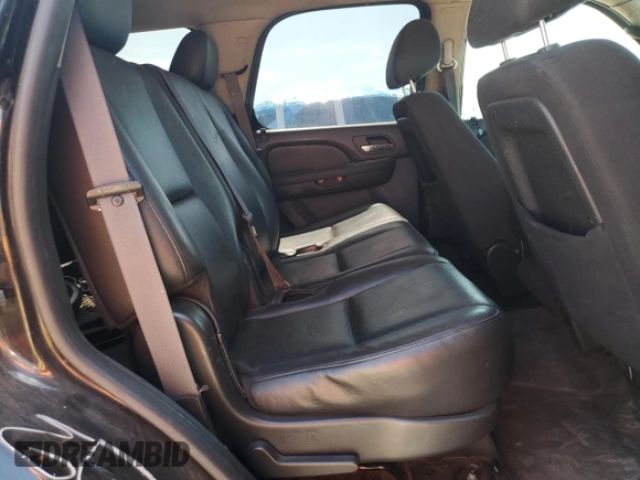 2011 Chevrolet Tahoe Commercial with VIN 1GNLC2E03BR280821, listed as a Copart auction lot 55239215 with 325,861 mi miles and Salvage title. Bid and sale history available at DreamBid. Image 11.