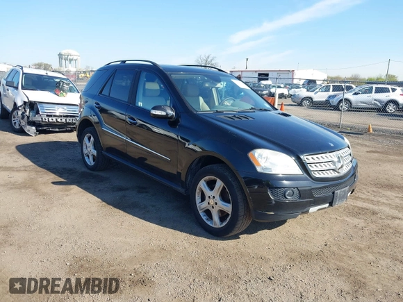 2008 Mercedes-Benz M 320 CDI with VIN 4JGBB22E98A302282, listed as a IAAI auction lot 42240541 with 273,265 mi miles and . Bid and sale history available at DreamBid. Image 1.
