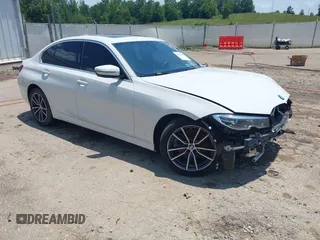 2020 BMW 3 Series 330i with VIN 3MW5R1J06L8B35118, listed as a IAAI auction lot 42550714 with 33,721 mi miles and . Bid and sale history available at DreamBid. Image 1.